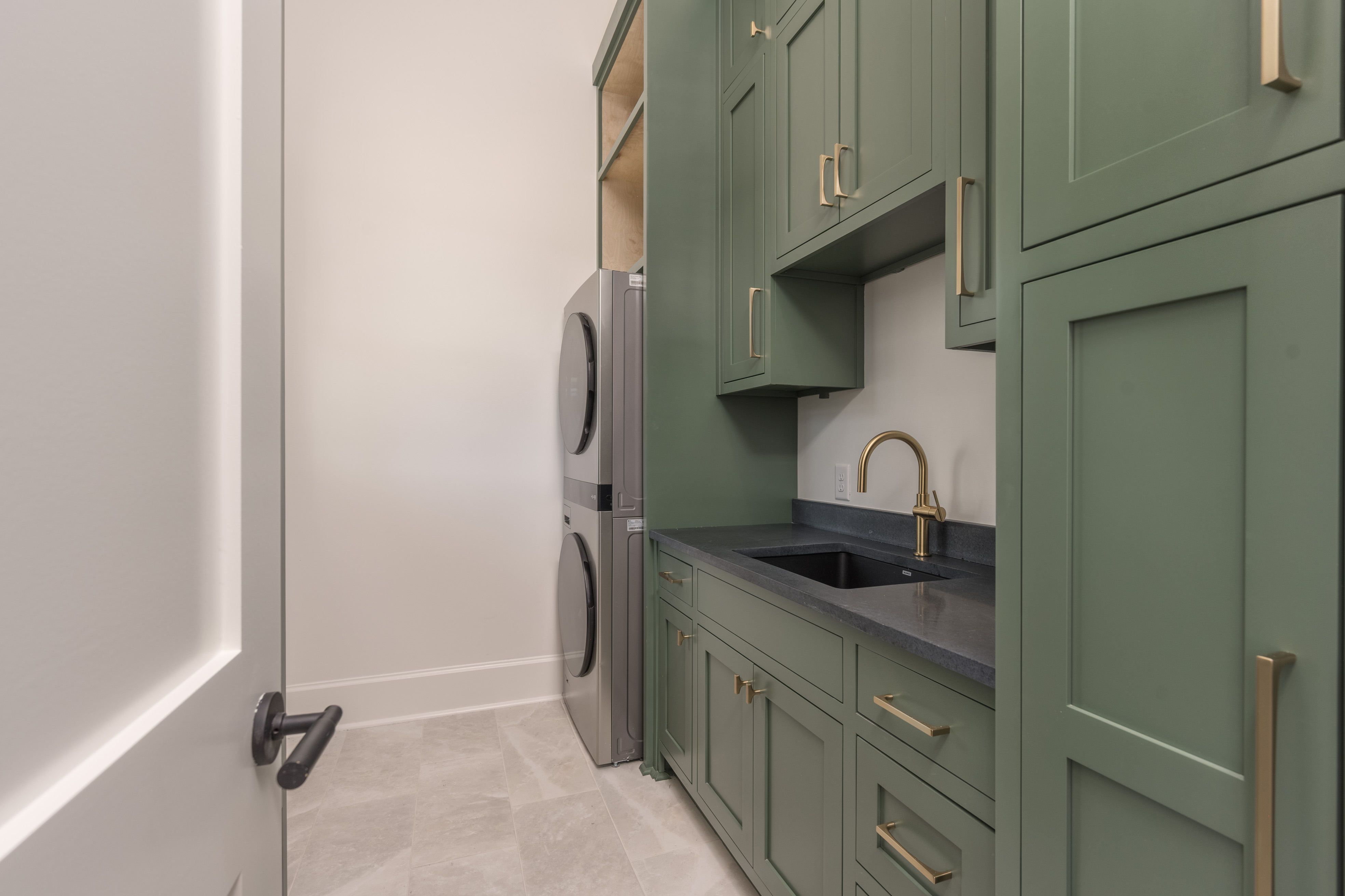 1028 Fish Hook Lane image 11